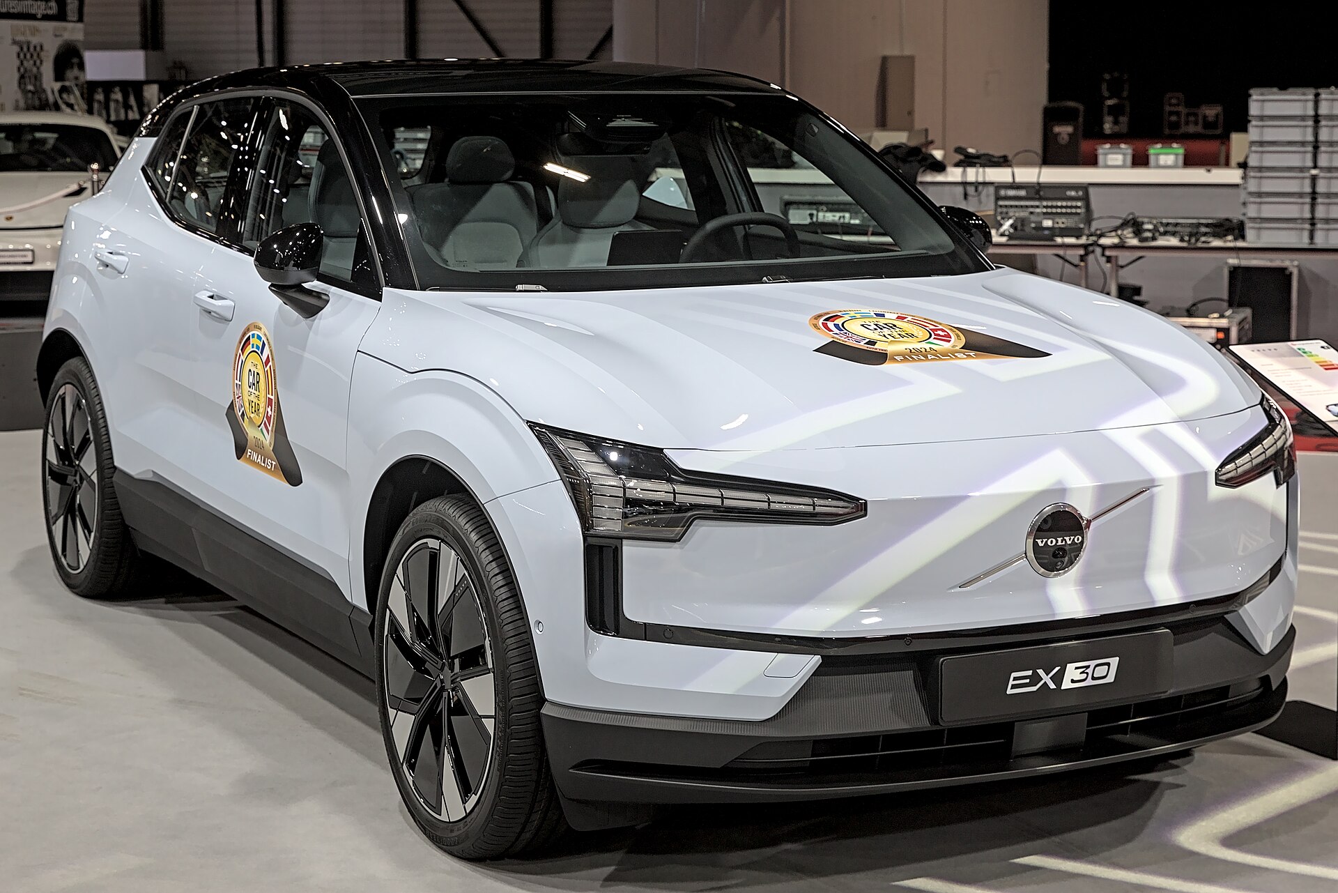 2024 Volvo EX30 Base