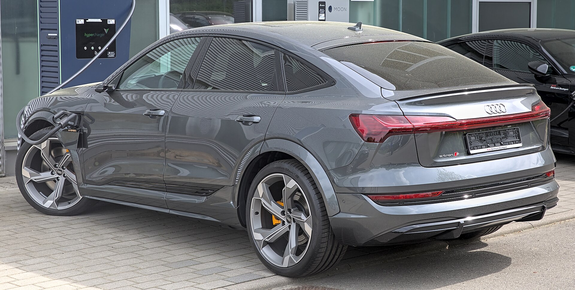 Audi e-tron S Sportback