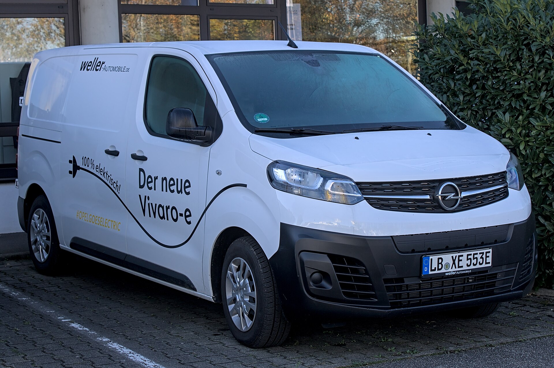 2020 Vauxhall Vivaro-e Combi L 50 kWh